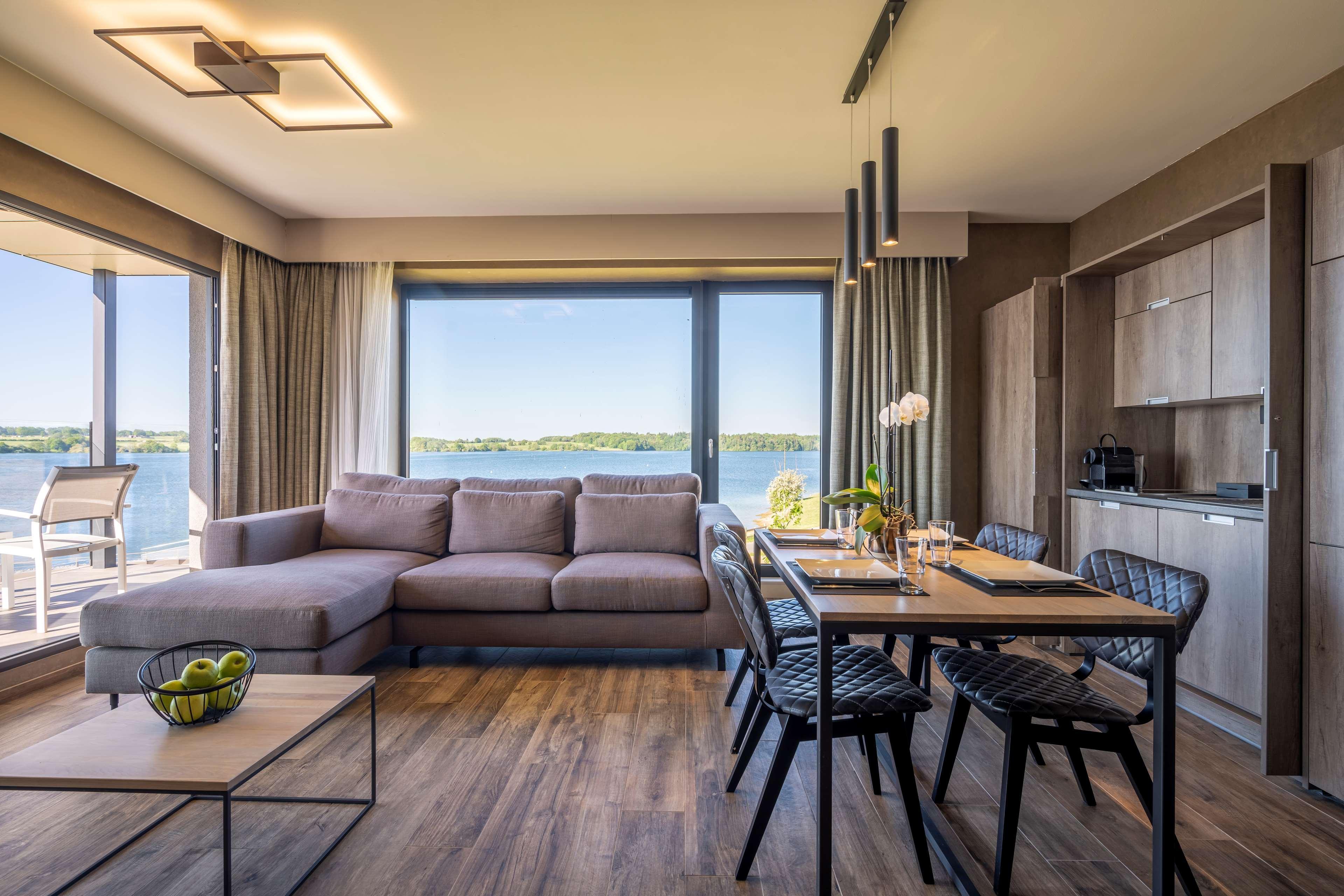 Hotel Golden Lakes 4*